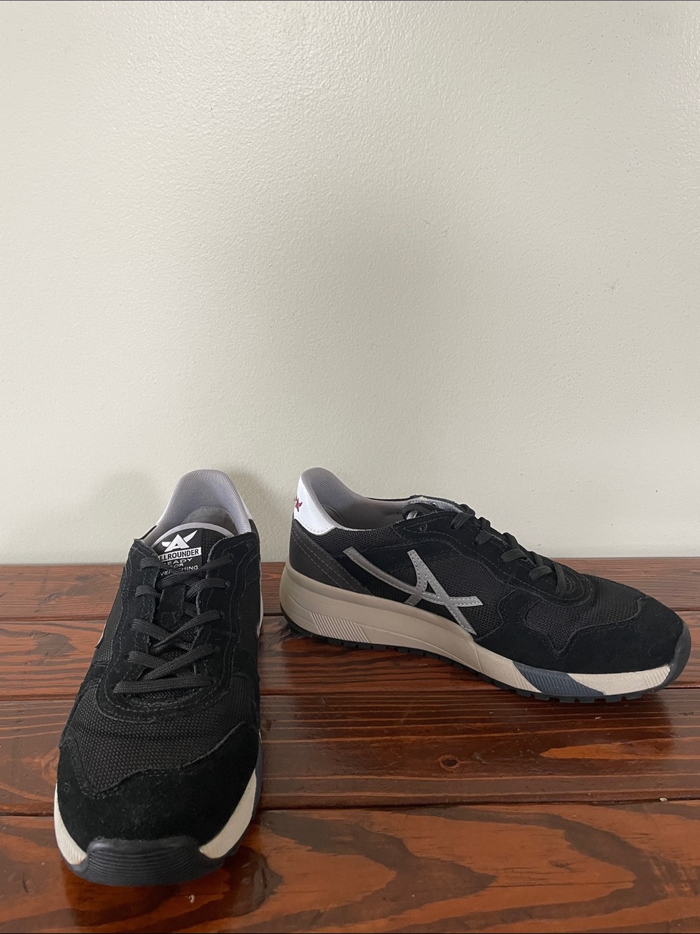 ALLROUNDER by Mephisto black sneakers